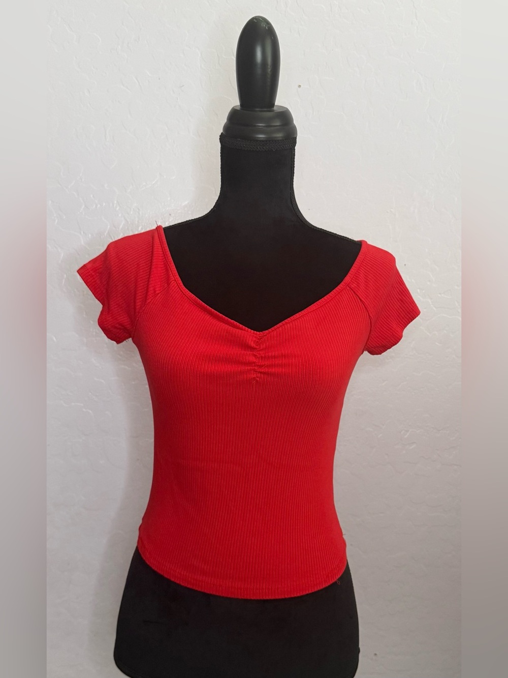 Fashion Nova Red V-Neck Crop Top